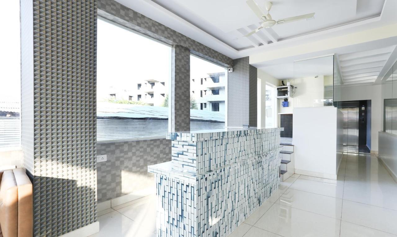 Fabhotel Rotano Suites - Yelahanka バンガロール エクステリア 写真