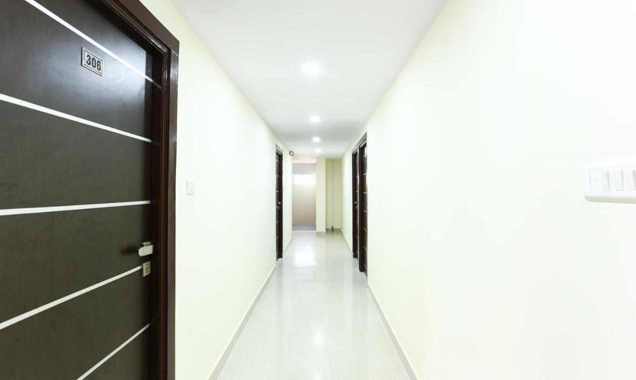 Fabhotel Rotano Suites - Yelahanka バンガロール エクステリア 写真