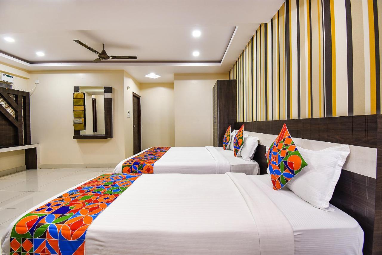 Fabhotel Rotano Suites - Yelahanka バンガロール エクステリア 写真