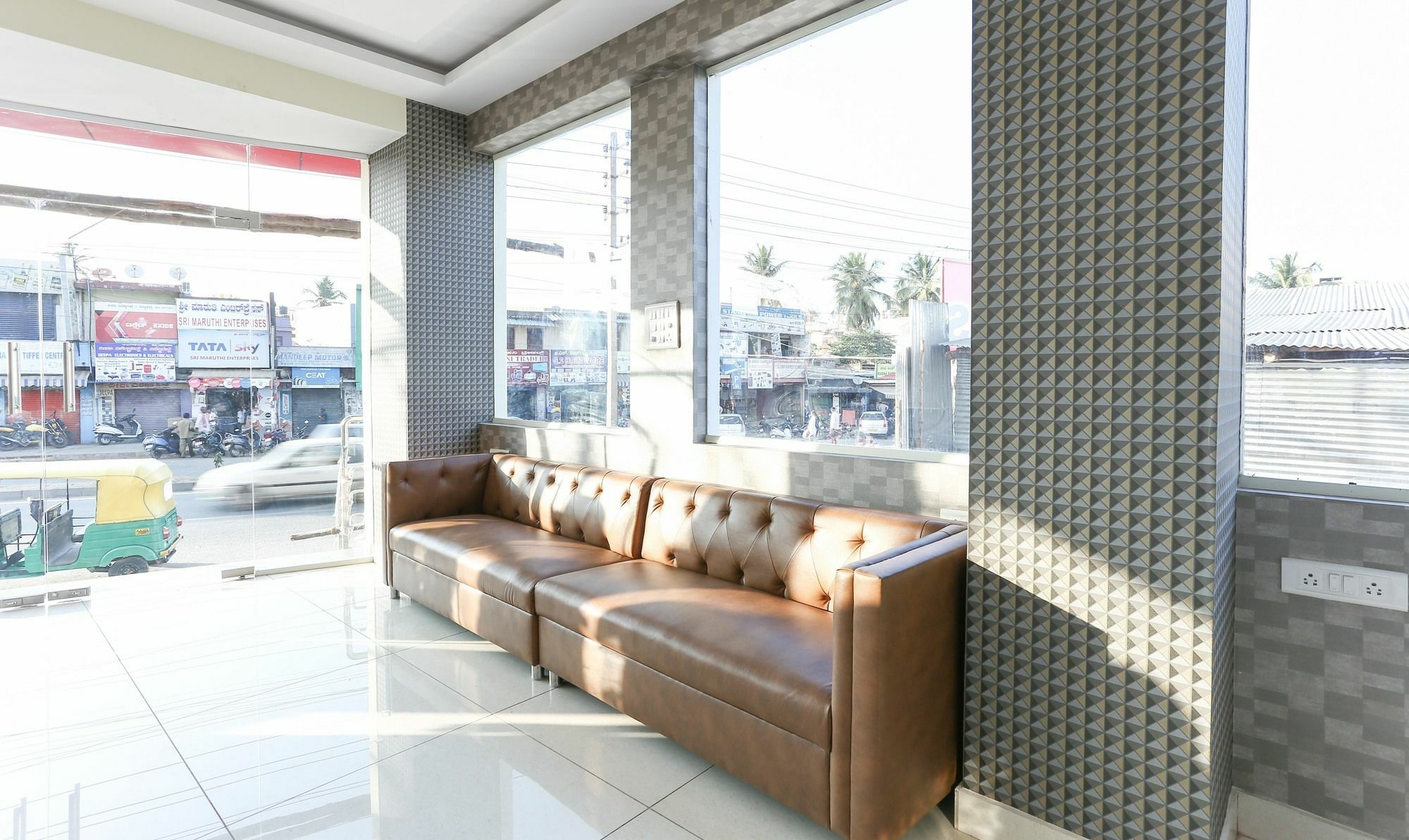 Fabhotel Rotano Suites - Yelahanka バンガロール エクステリア 写真